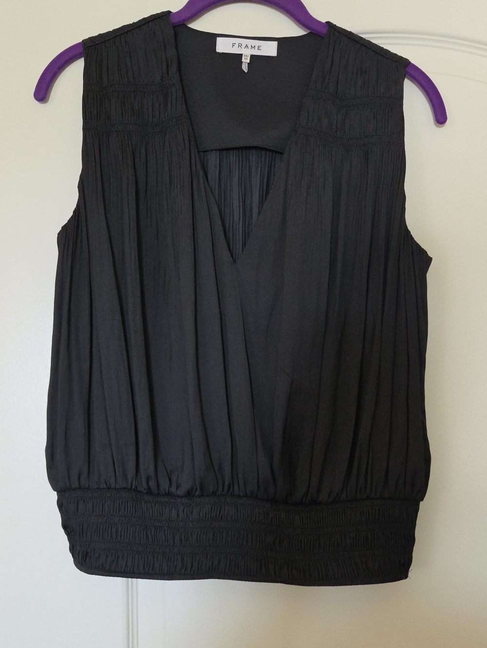 Frame Denim Black Pleated V-Neck Sleeveless Camisole